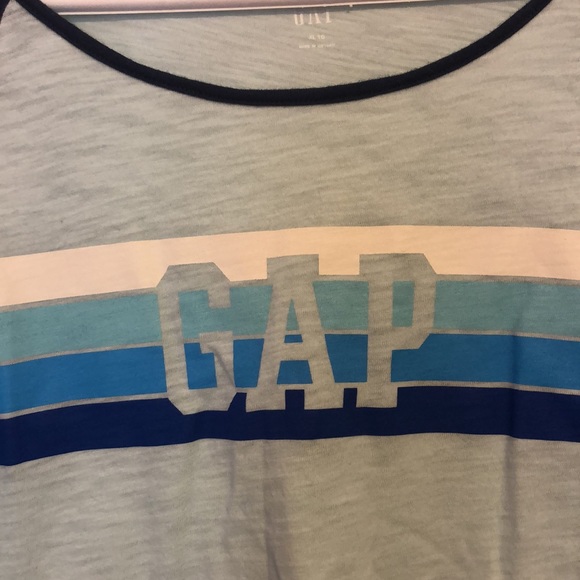Gap 3/4 sleeve tee - Picture 3 of 5